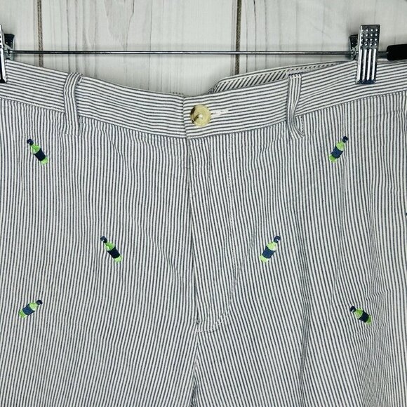Southern Tide Seersucker Chino Shorts Mens 38 x 9 White Blue Striped Embroidered - Picture 2 of 8